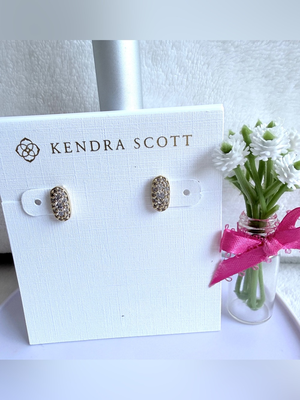 Kendra Scott Grayson
Crystal Stud Earring